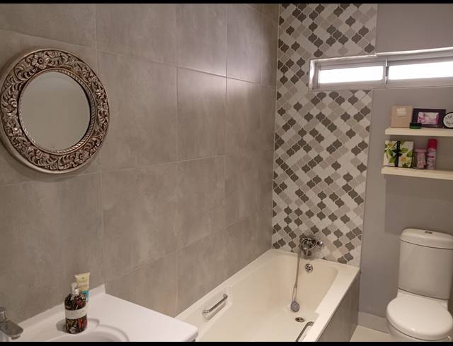 4 BEDROOM HOUSE FOR SALE IN UMHLANGA CENTRAL